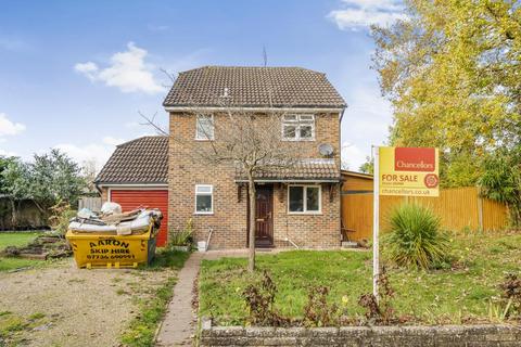 St. Christophers Place, Farnborough... 3 bed detached house for sale