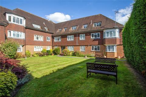 Grove Road, Beaconsfield... 2 bed apartment for sale