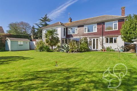 East Road, West Mersea CO5 4 bed detached house for sale