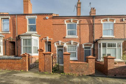 Bridle Road, Stourbridge, DY8 4QE 2 bed terraced house for sale