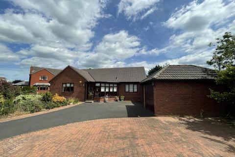 Cedar Grove, Wem 2 bed detached bungalow for sale