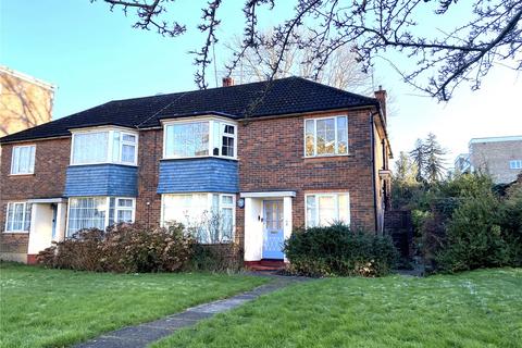 Station Road, New Barnet, Barnet, EN5 2 bed maisonette for sale