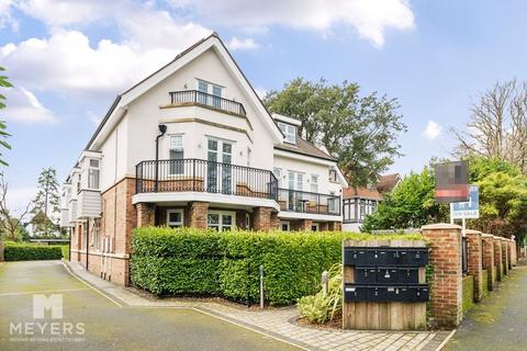 32 Spur Hill Avenue, Poole BH14 2 bed apartment for sale