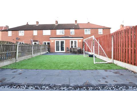 Stanks Drive, Leeds, West Yorkshire 3 bed terraced house for sale