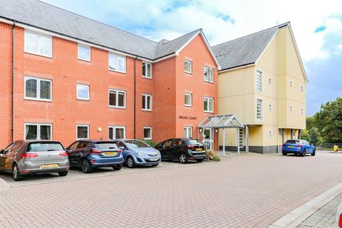 Savages Wood Road, Bradley Stoke... 2 bed apartment for sale