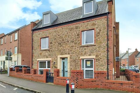 Nelsons Walk, Telford TF4 5 bed detached house for sale