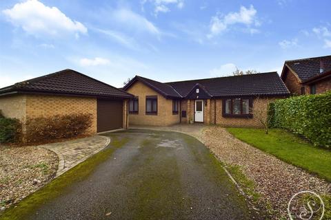 Templegate Close, Leeds 3 bed bungalow for sale