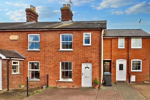 New Cut, Hadleigh, IP7 2 bed terraced house for sale