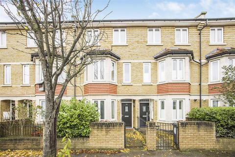 Claude Road, London E10 4 bed terraced house for sale