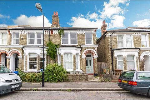 Kelmore Grove, London Studio for sale