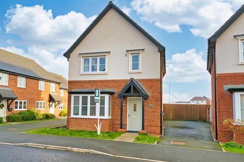 Trentham Gardens, Great Sankey... 3 bed detached house for sale