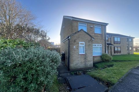 Rosedale Court, West Denton... 3 bed semi