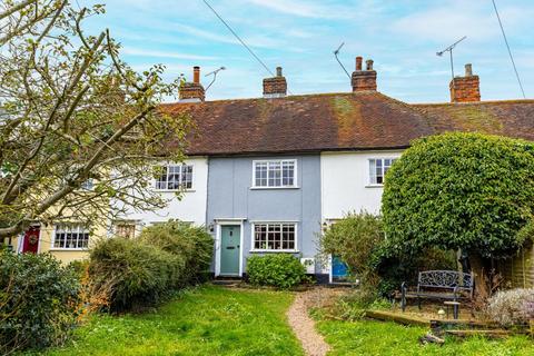 New Street, Dunmow, Essex 2 bed cottage for sale