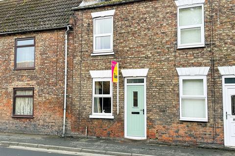 Flatgate, Howden, Goole 2 bed terraced house for sale