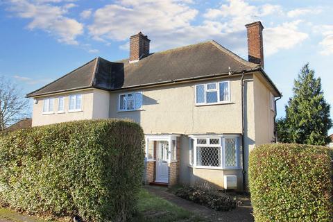 Rowan Crescent, Letchworth Garden... 3 bed semi