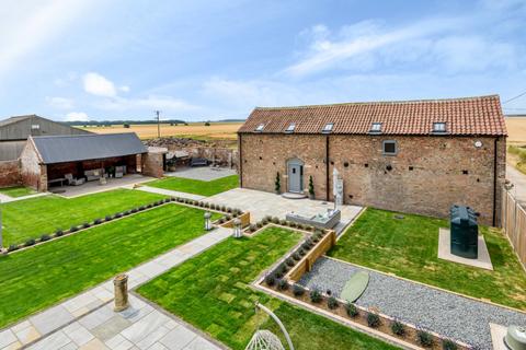 Walcot Bank, Tattershall Bridge... 2 bed barn conversion for sale