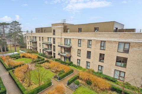 Daffodil Crescent, Hertfordshire EN4 2 bed penthouse for sale