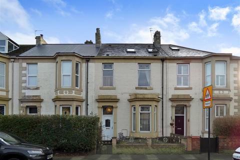 Linskill Terrace, North Shields 4 bed terraced house for sale