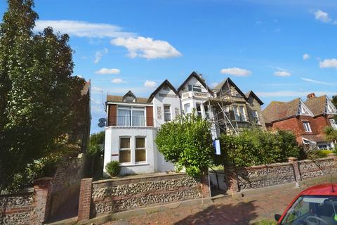 Enys Road, Eastbourne 1 bed flat for sale