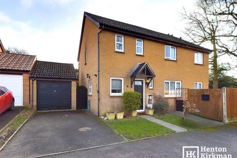 Berkeley Drive, Billericay 2 bed semi