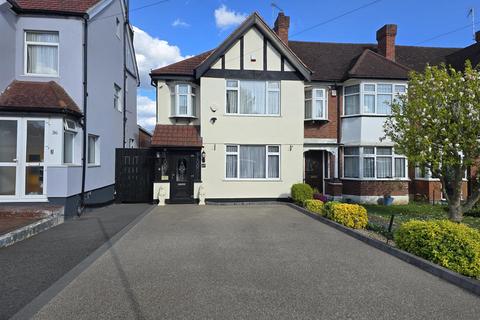 East Court, WEMBLEY 3 bed end of terrace house for sale