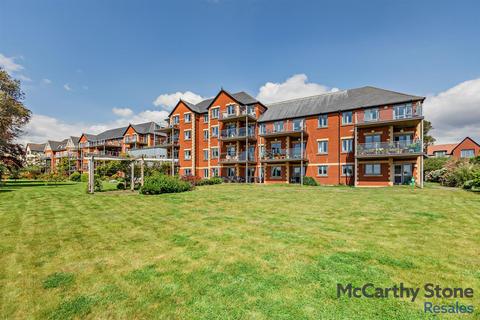 Roswell Court, Douglas Avenue, Exmouth 1 bed apartment for sale