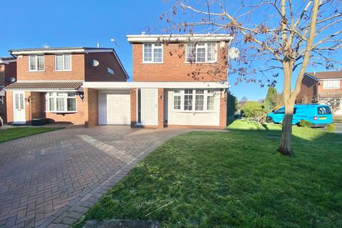 Selsey Close, Crewe 3 bed detached house for sale