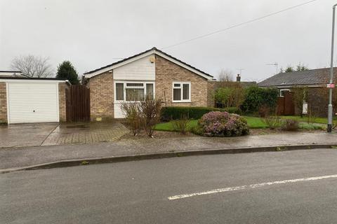 Birch Avenue, Stowmarket IP14 2 bed detached bungalow for sale