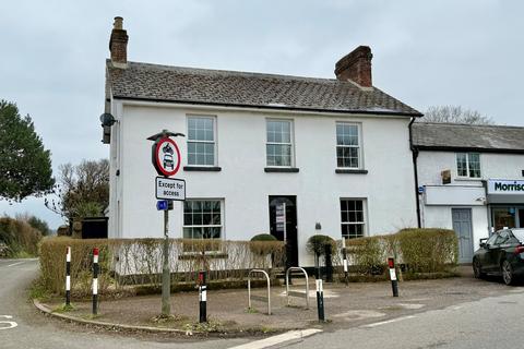 Little Johns Cross, Dunsford Road, EX2 4 bed semi