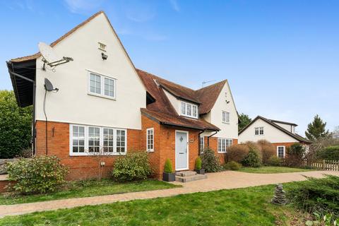 Crouchfield, Ware SG12 4 bed detached house for sale