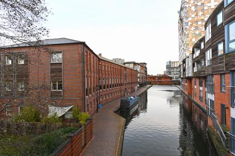 Waterfront Walk, Birmingham B1 1 bed apartment for sale