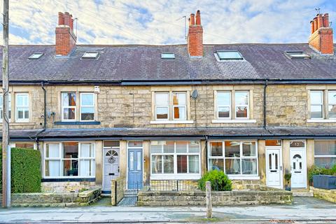 Hookstone Avenue, Harrogate 2 bed terraced house for sale