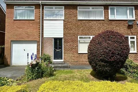 Mitford Close, High Shincliffe... 4 bed semi