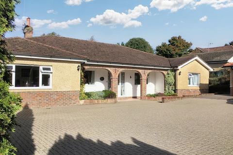 Stone Quarry Road, Haywards Heath RH17 5 bed detached bungalow for sale