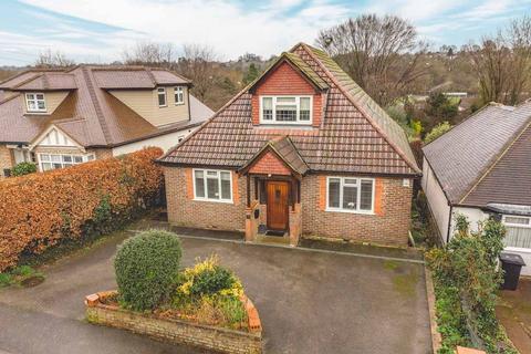 Fieldway, Chalfont St Peter SL9 4 bed detached house for sale