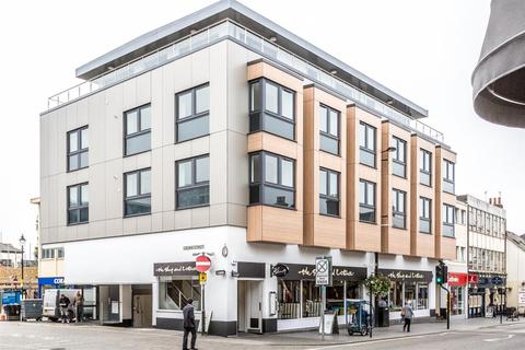 Hanover House, Brentwood, CM14 1 bed flat for sale