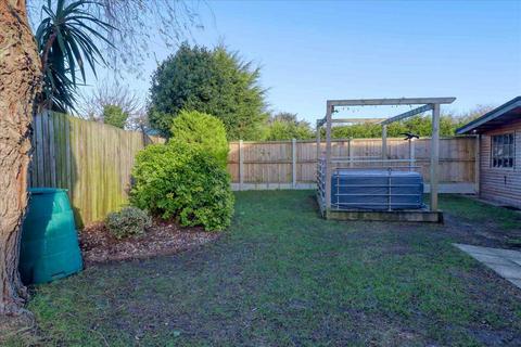 Clacton on Sea CO15 3 bed bungalow for sale
