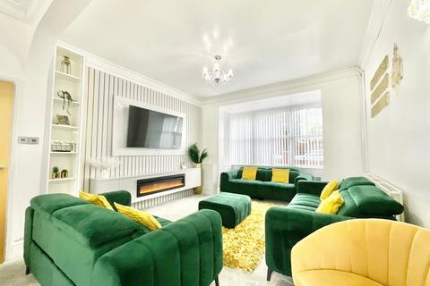 4 bed semi-detached house