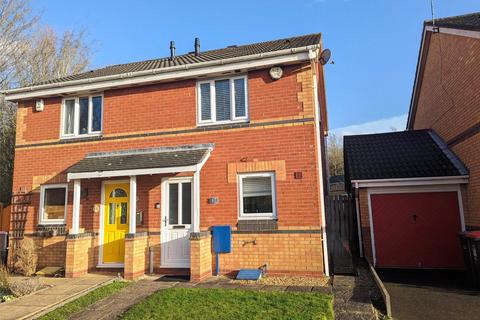 Yellowstone Close, St. Georges... 2 bed semi