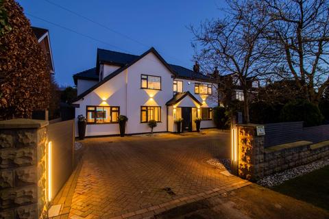 Gaddum Road, Altrincham WA14 4 bed detached house for sale