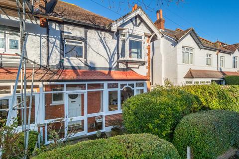 Blakehall Road, Carshalton SM5 4 bed semi