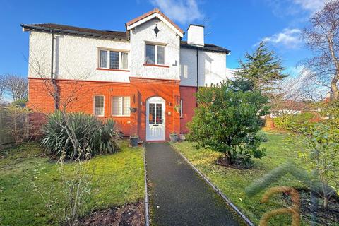 Clive Road Birkdale PR8 4RZ 4 bed semi