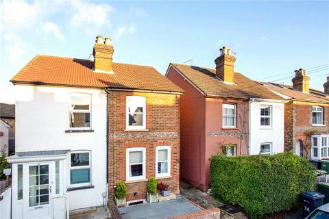 Denzil Road, Guildford, Surrey, GU2 2 bed semi