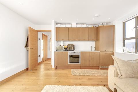 Clapham High Street, London, SW4 1 bed flat for sale
