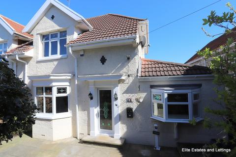 Ettrick Grove, Tyne & Wear SR4 4 bed semi