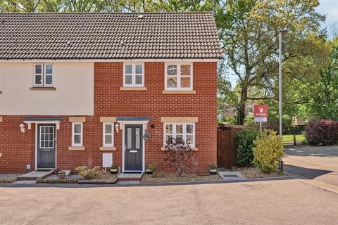 Fairby Close, Tiverton 4 bed semi