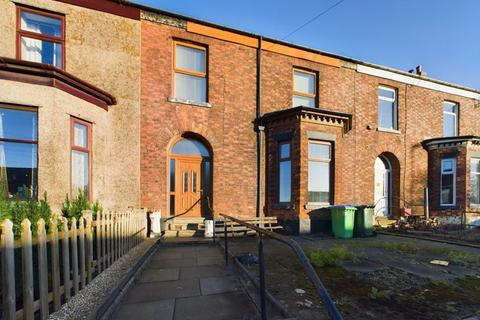 Green Lane, Heywood, OL10 5 bed terraced house for sale