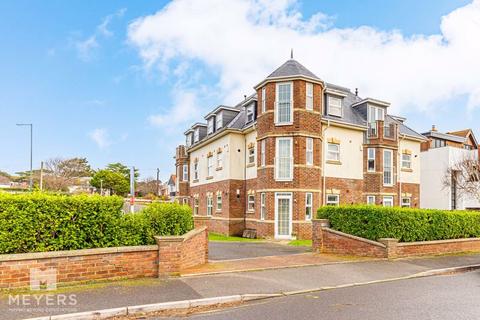 Seacrest, 2 Burtley Road... 2 bed apartment for sale