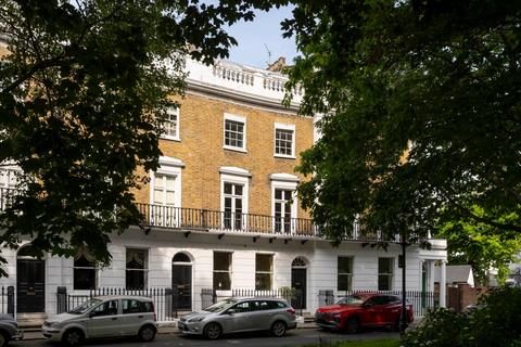Crescent Grove, London SW4 6 bed terraced house for sale