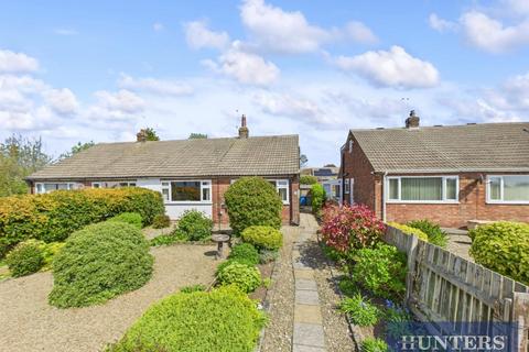 High Street, Bempton, Bridlington 2 bed semi